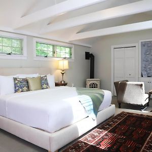 Hartstone Inn